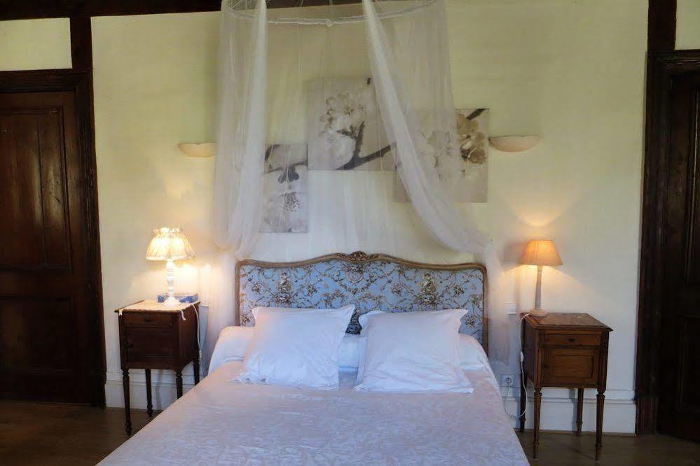 Bed and Breakfast Aux Trois Fontaines Eynesse Exteriér fotografie