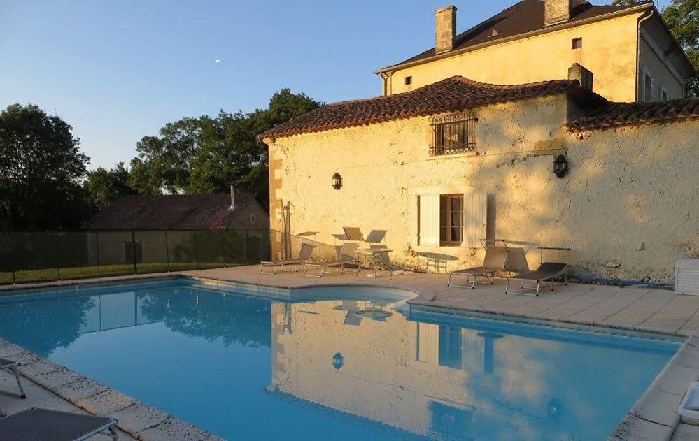 Bed and Breakfast Aux Trois Fontaines Eynesse Exteriér fotografie